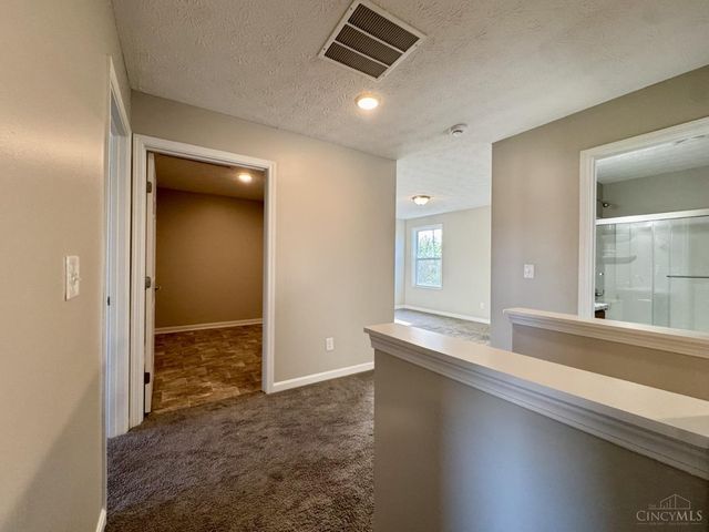 2905 Pine Leaf Court, Hamilton, OH 45103