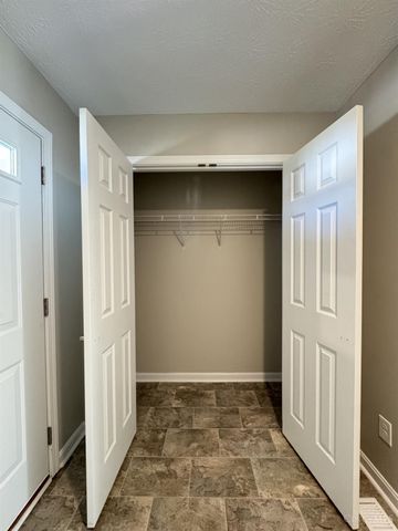 2905 Pine Leaf Court, Hamilton, OH 45103