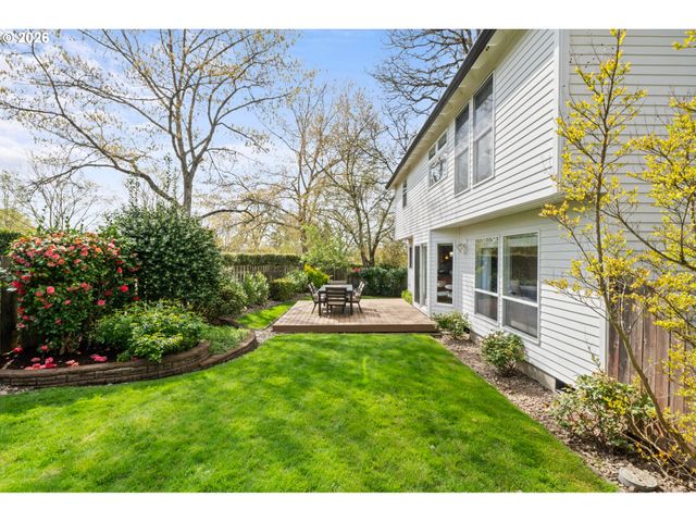 13721 REGENCY Ct, Lake Oswego, OR 97035