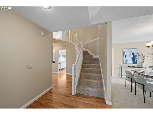 13721 REGENCY Ct, Lake Oswego, OR 97035