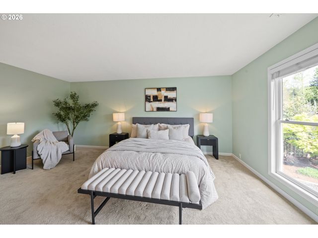 13721 REGENCY Ct, Lake Oswego, OR 97035