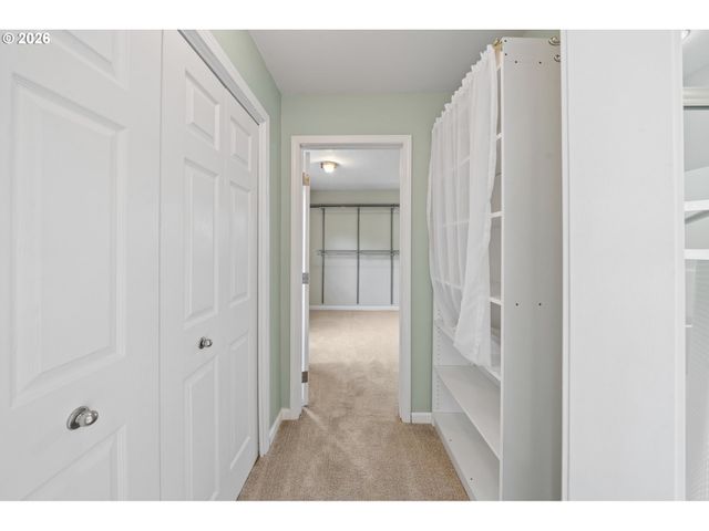 13721 REGENCY Ct, Lake Oswego, OR 97035