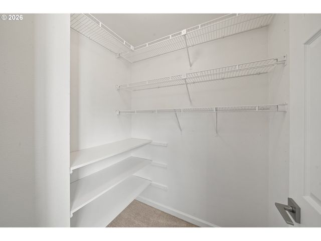 13721 REGENCY Ct, Lake Oswego, OR 97035