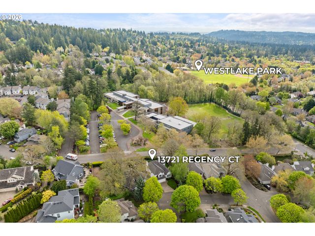 13721 REGENCY Ct, Lake Oswego, OR 97035