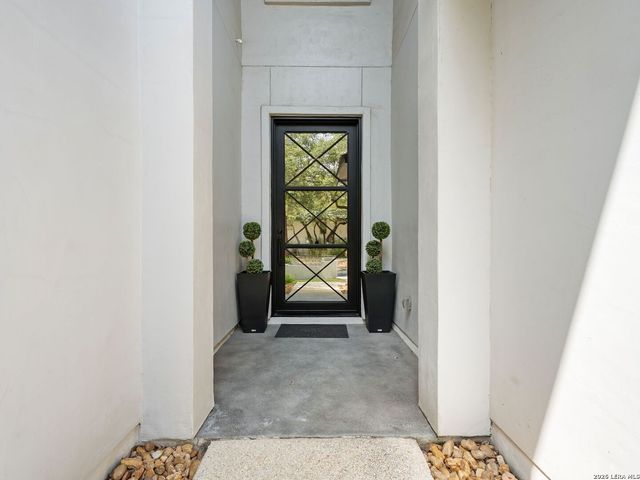 183 Westcourt Lane, San Antonio, TX 78257