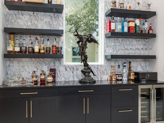 183 Westcourt Lane, San Antonio, TX 78257