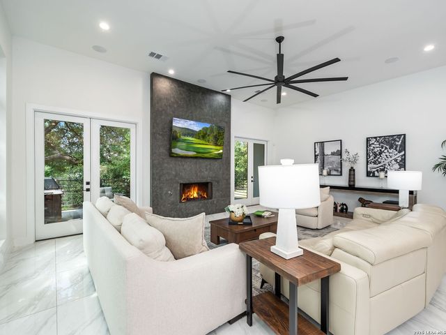 183 Westcourt Lane, San Antonio, TX 78257