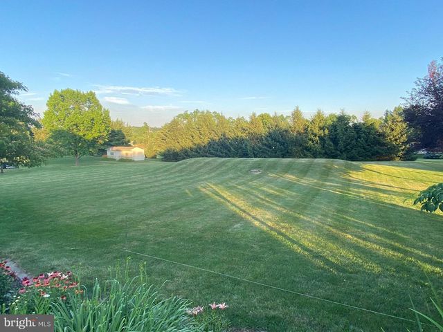 1007 CHESTNUT PL, Hummelstown, PA 17036