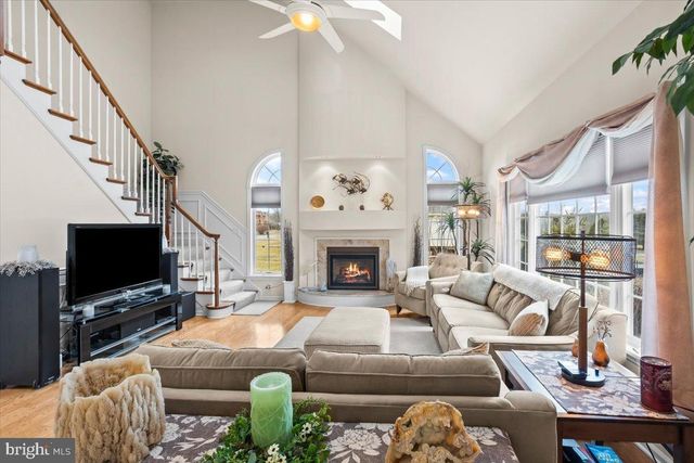 1007 CHESTNUT PL, Hummelstown, PA 17036