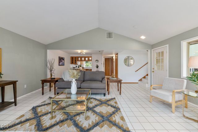 262 Sheridan Street, Ashland, OR 97520