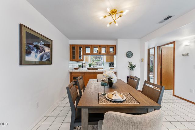 262 Sheridan Street, Ashland, OR 97520