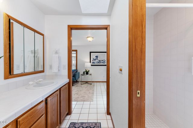 262 Sheridan Street, Ashland, OR 97520