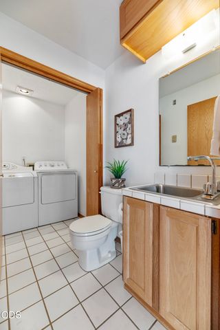 262 Sheridan Street, Ashland, OR 97520