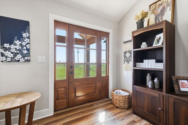 2201 South Road, Whitesboro, TX 76273