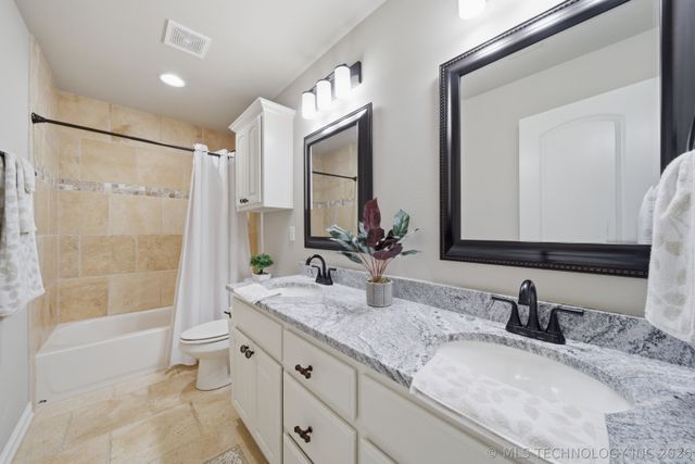8307 E 107th Street North, Owasso, OK 74055