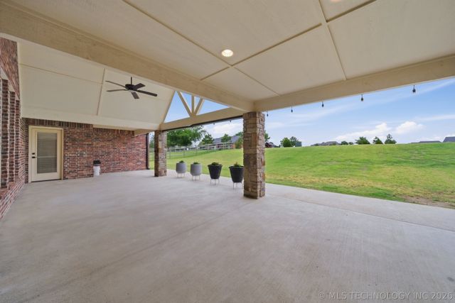 8307 E 107th Street North, Owasso, OK 74055