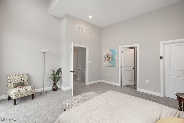 3214 Van Aken Boulevard, Shaker Heights, OH 44120