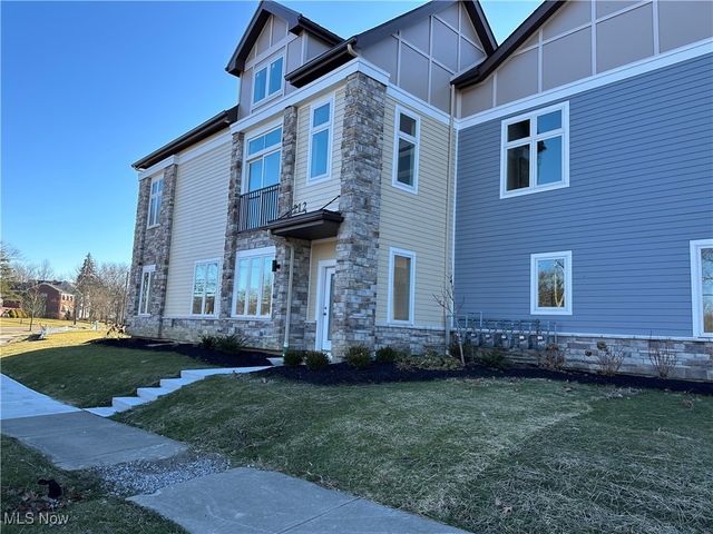 3214 Van Aken Boulevard, Shaker Heights, OH 44120