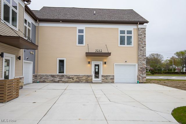 3214 Van Aken Boulevard, Shaker Heights, OH 44120