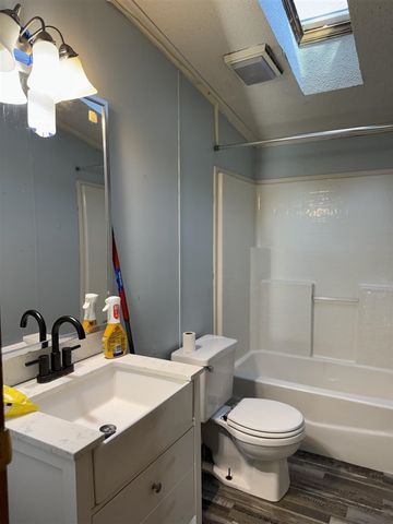 3407 E Wembley Lane, Kalamazoo, MI 49009