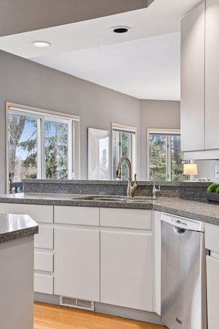 2065 Woodstone Court, Victoria, MN 55386