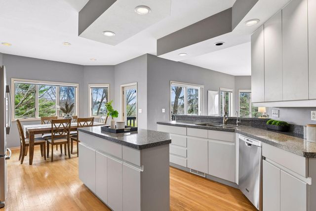 2065 Woodstone Court, Victoria, MN 55386