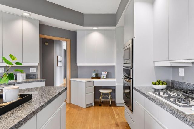 2065 Woodstone Court, Victoria, MN 55386