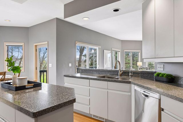 2065 Woodstone Court, Victoria, MN 55386