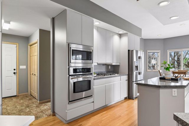 2065 Woodstone Court, Victoria, MN 55386