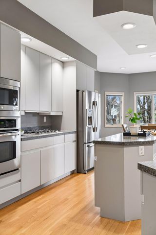 2065 Woodstone Court, Victoria, MN 55386