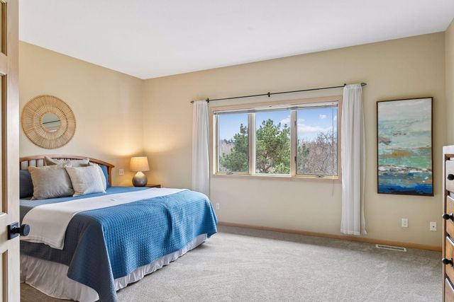 2065 Woodstone Court, Victoria, MN 55386