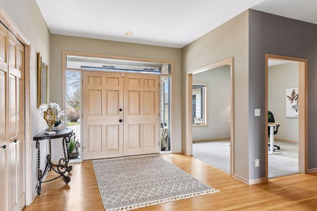 2065 Woodstone Court, Victoria, MN 55386