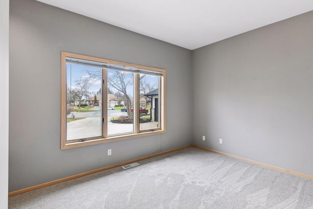 2065 Woodstone Court, Victoria, MN 55386