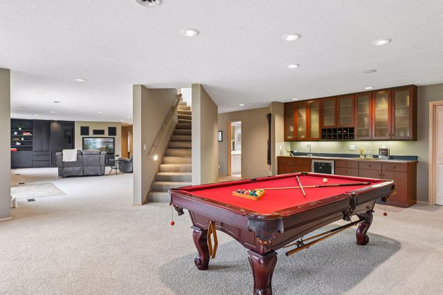 2065 Woodstone Court, Victoria, MN 55386