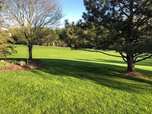 2065 Woodstone Court, Victoria, MN 55386