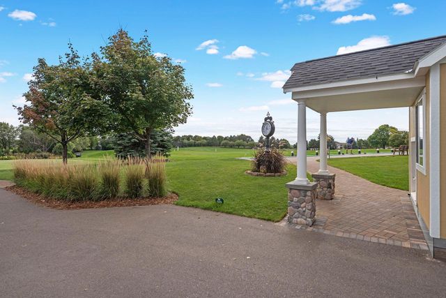 2065 Woodstone Court, Victoria, MN 55386