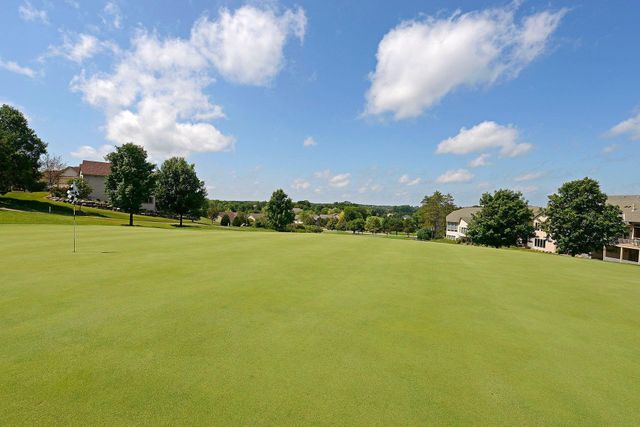 2065 Woodstone Court, Victoria, MN 55386