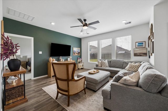 4322 Banfield Hills Lane, Baytown, TX 77521