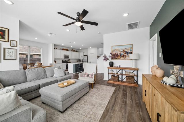 4322 Banfield Hills Lane, Baytown, TX 77521