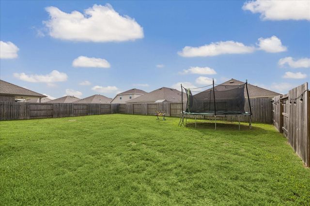 4322 Banfield Hills Lane, Baytown, TX 77521