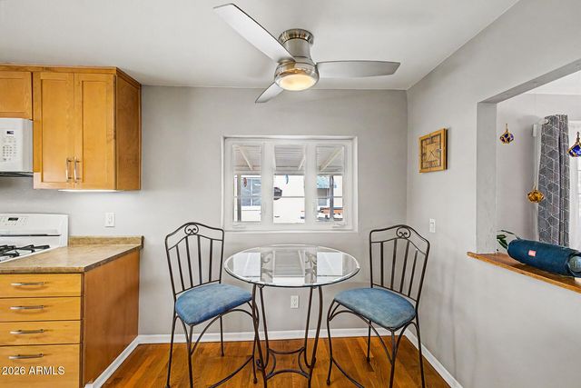 1524 E EARLL Drive, Phoenix, AZ 85014