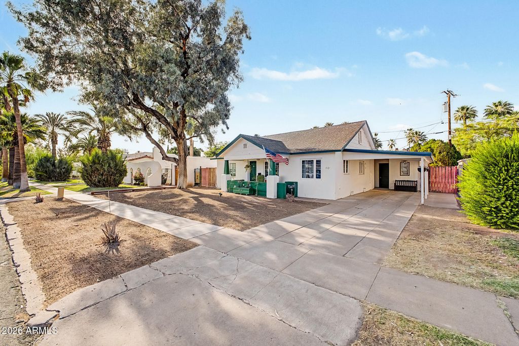 1524 E EARLL Drive, Phoenix, AZ 85014 — photo 4