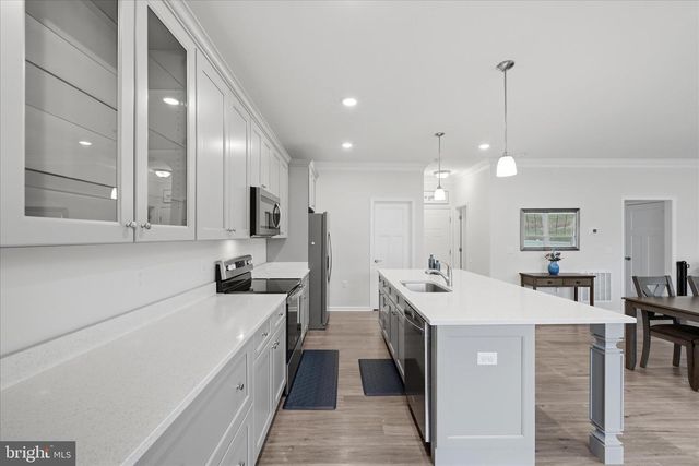 259 TWICKENHAM DR, Martinsburg, WV 25403