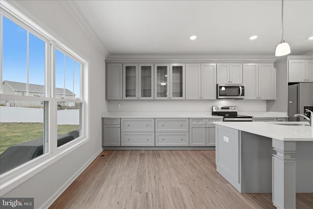 259 TWICKENHAM DR, Martinsburg, WV 25403