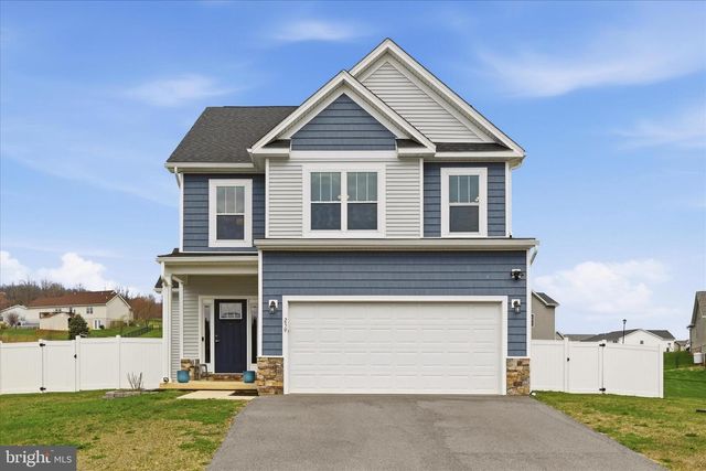 259 TWICKENHAM DR, Martinsburg, WV 25403