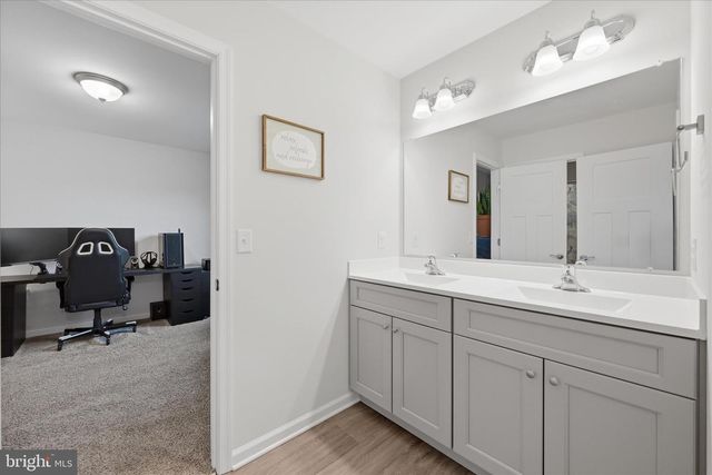 259 TWICKENHAM DR, Martinsburg, WV 25403