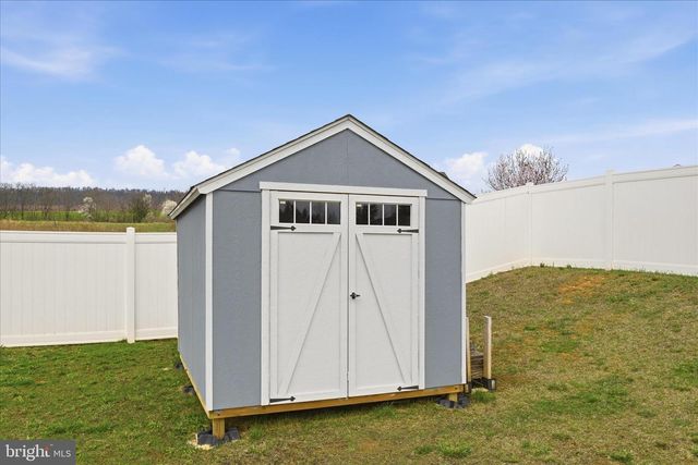 259 TWICKENHAM DR, Martinsburg, WV 25403