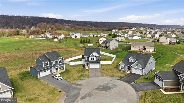 259 TWICKENHAM DR, Martinsburg, WV 25403