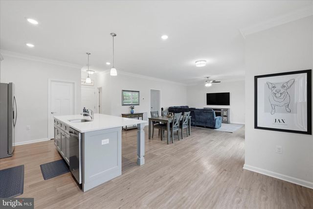 259 TWICKENHAM DR, Martinsburg, WV 25403