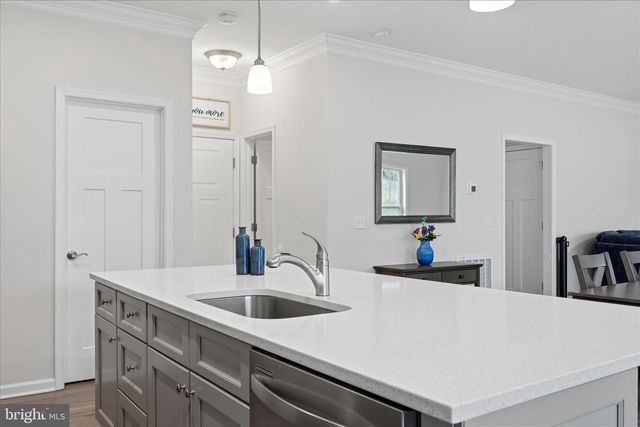 259 TWICKENHAM DR, Martinsburg, WV 25403